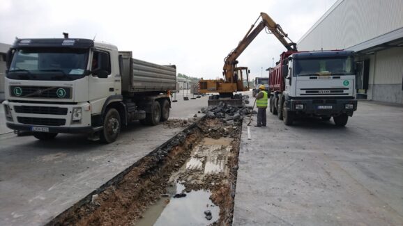Bridgestone esőcsatorna csere