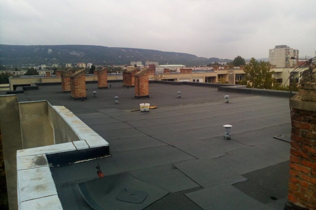 Lapostető bitumenes szigetelése