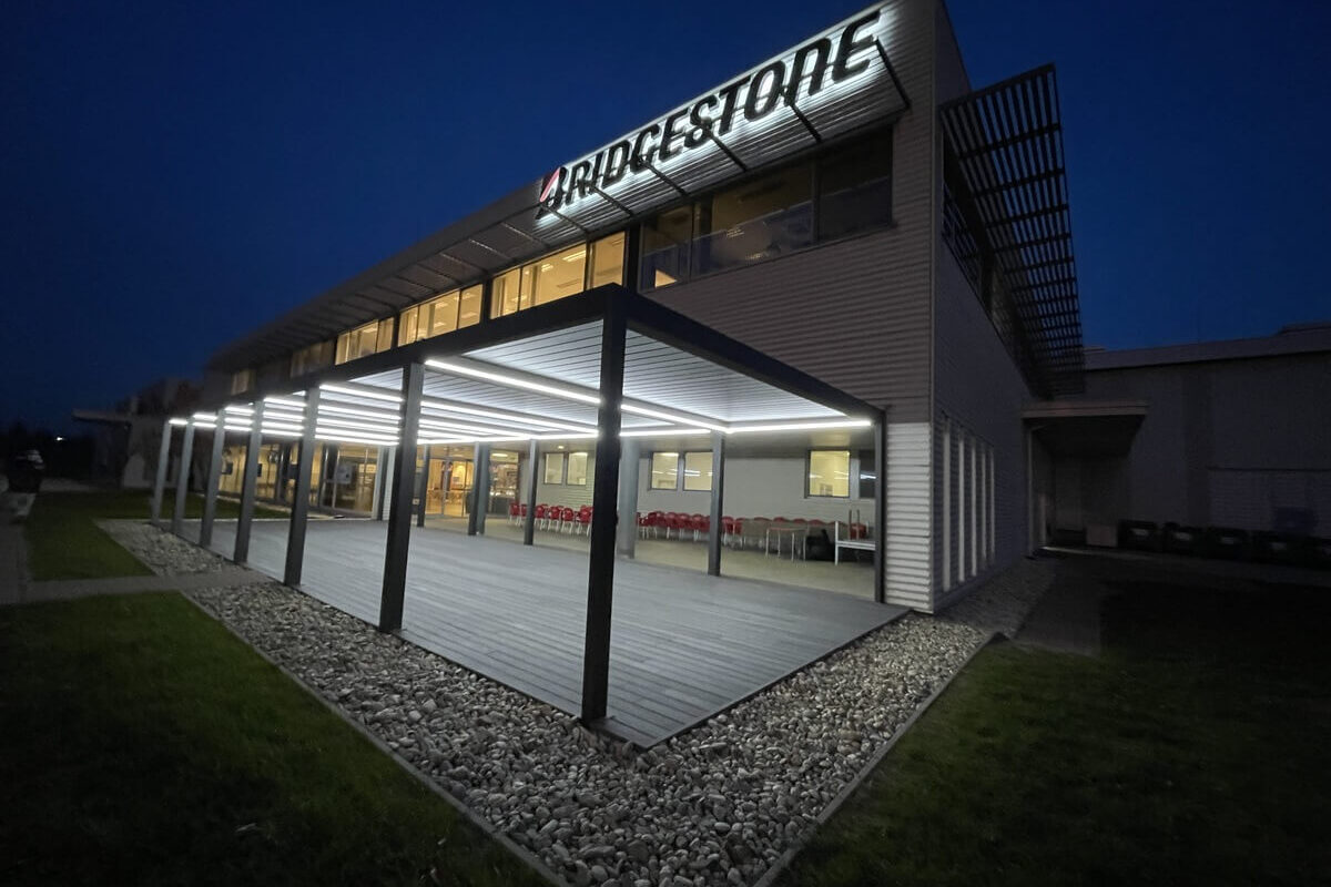 Bridgestone Terasz-árnyékoló